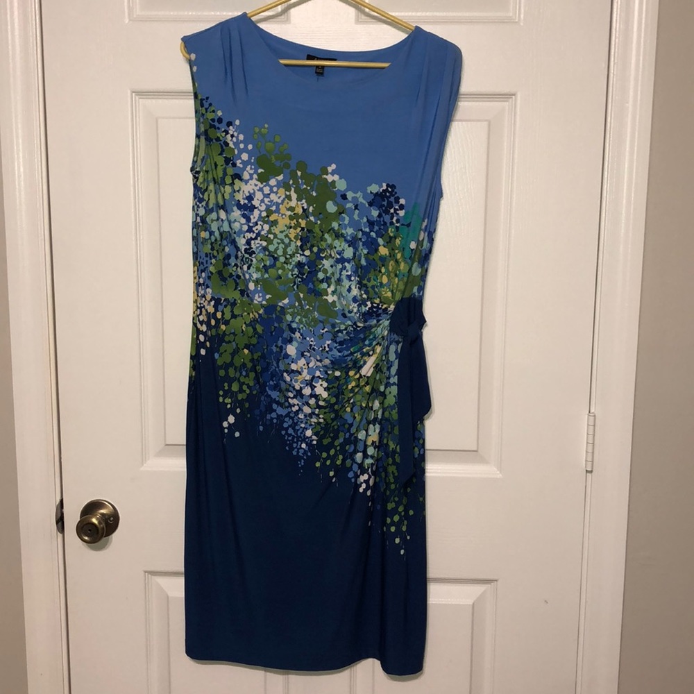 Apt 9 floral business dress, sleeveless. New tags